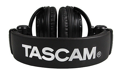 TH-05 TASCAM