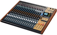 MODEL 24 TASCAM